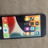 ايفون ٦ • ٦٤ • شاشه بلاديه