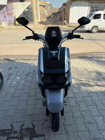 السلام عليكم 🌹
للبيع دراجه شحن بطاريات حجم كبير دراجه مابيها أي نقص نظافة فول على وضع الشركة  ♥️

السعر 750.000  ألف
قضاء المحاويل 
للتواصل ***********
