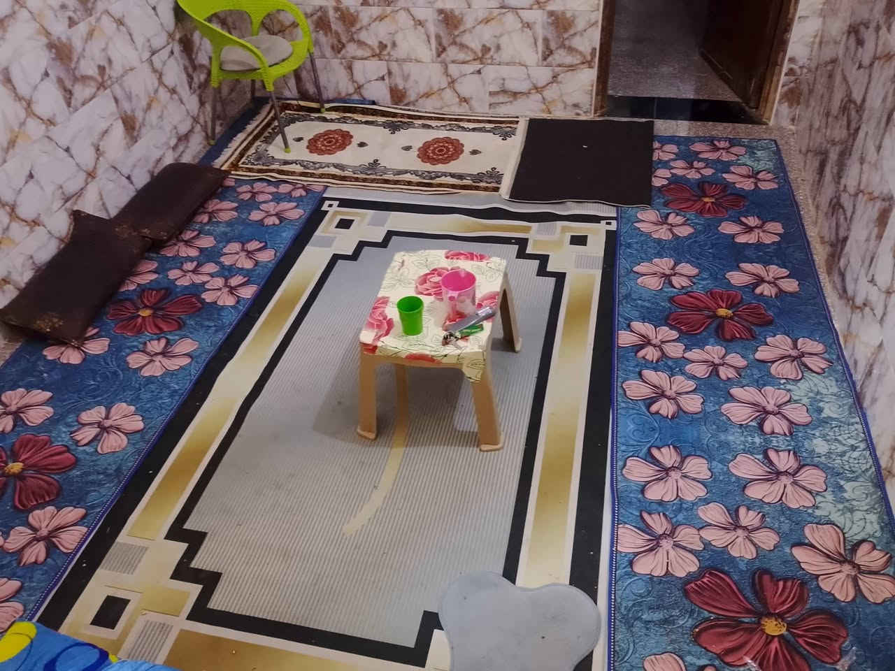 (بسم الله الرحمن الرحيم).... : دار للبيع حي نهاوند الثانيه
قرب الصيانه اول فرع بشارع المدارس  
السعر ١١٥ وقابل للتفاوض


**إذا كنت صاحب هذا الإعلان وتريد حذفه لأي سبب، رجاءا أرسل رسالة إلى الدعم الفني**