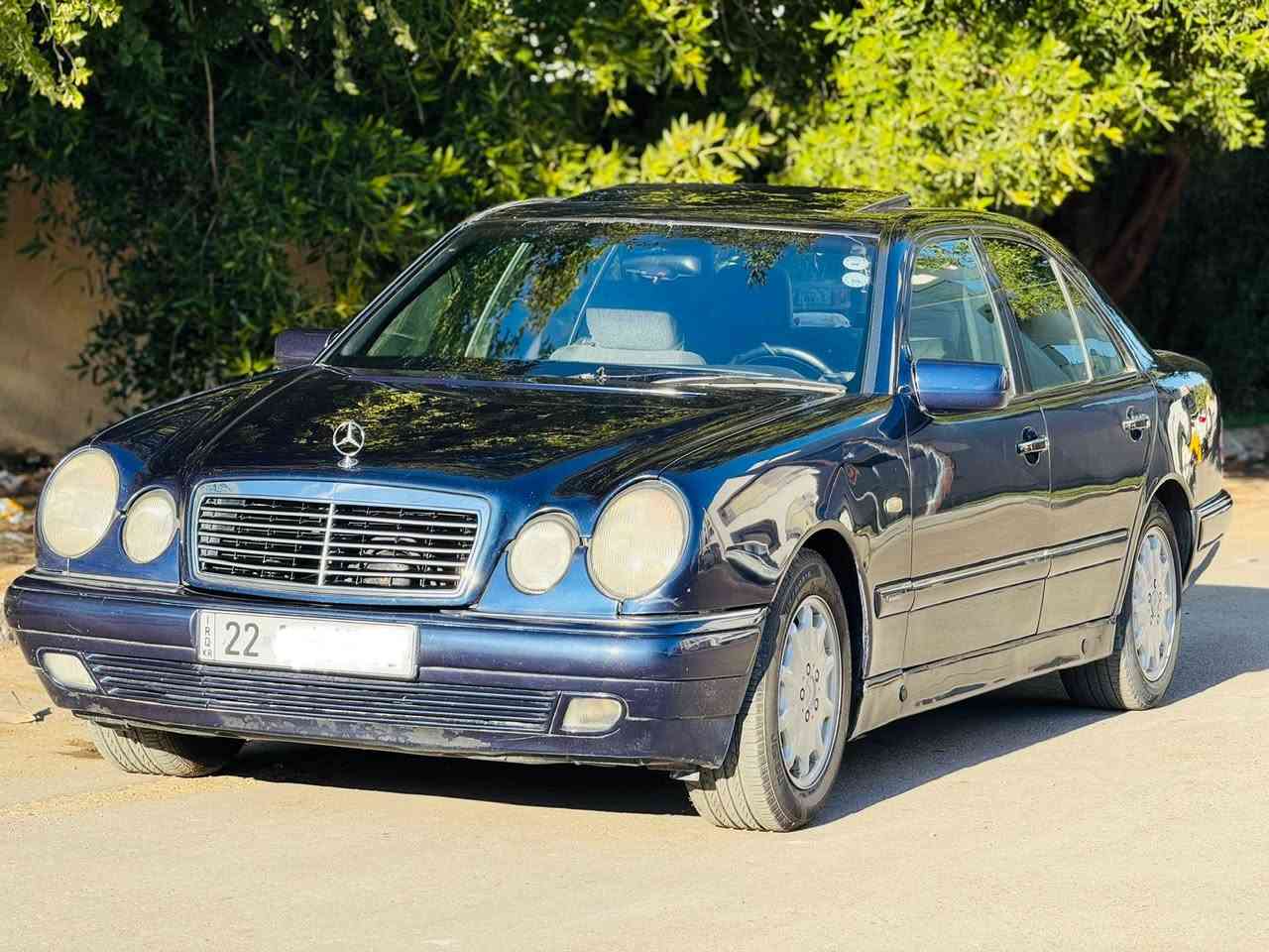 السلام عليكم ورحمة الله
للبيع مارسدس E320 موديل 1997
ELEGANCE 🔝
🔹 المحرك ممتاز
🔹 الصدر ممتاز
🔹 الكير ممتاز 
🔹 رقم إنكليزي أربيل باسمي هزة جديدة 
🔹 مصبوغة عام للجمالية بدون حادث 
🔹 السيارة جاهزة وما بيها أي نقص
🔹 إدامة كاملة من كل النواحي 
🔹 تبريد ثلج ❄️
🔹 الإطارات ممتازة
🔹 فول مواصفات الكشر فول الدواخل جديدة لك
🔹 تراي وين ميعجبك 
السعر 109 قابل للتفاوض شي بسيط جدا
السيارة جدا  جدا نظيفة 
📞 للتواصل: ***********
📱 متوفر واتس أب
📍 مكان السيارة: بغداد العطيفية
