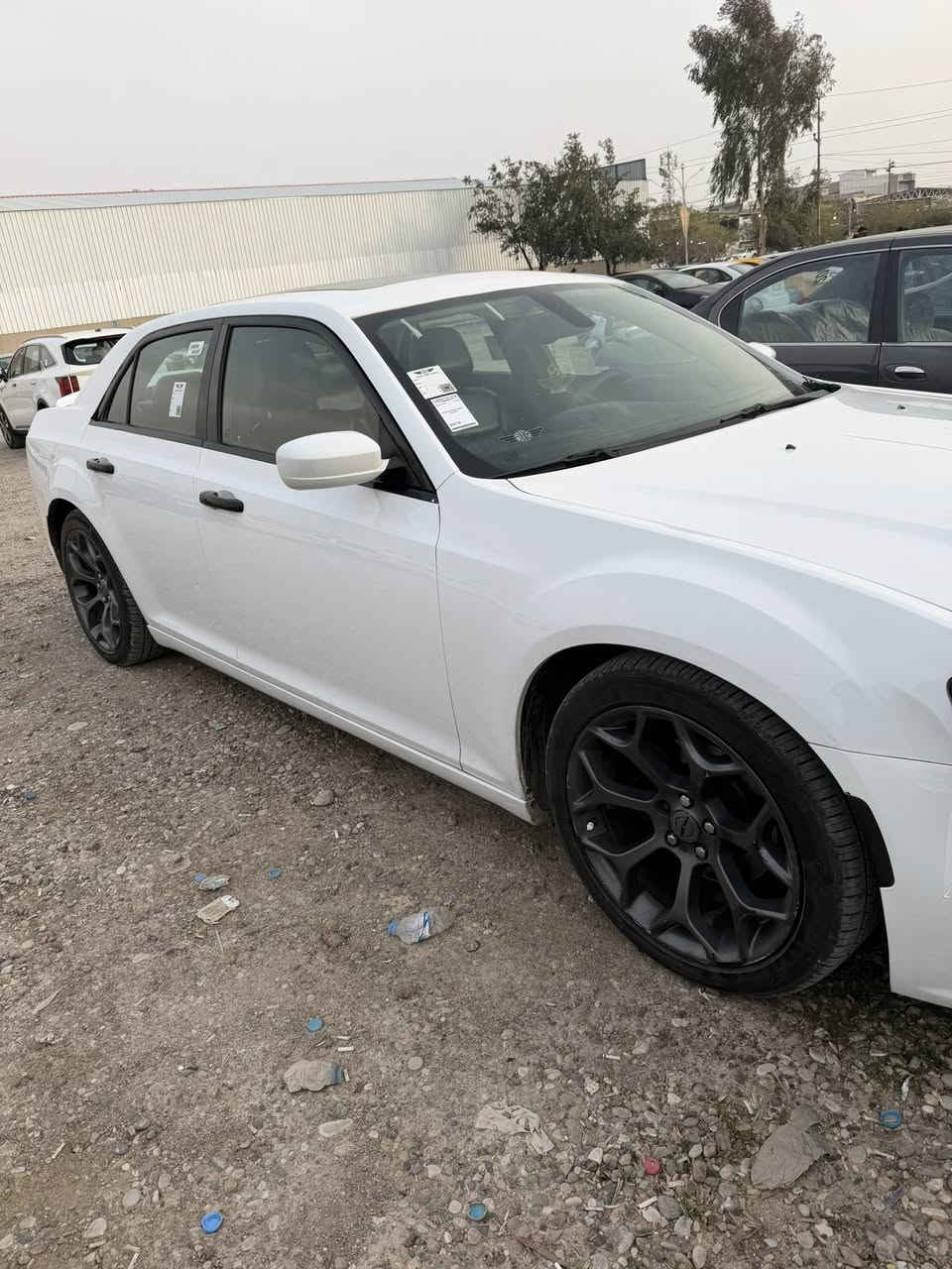 السلام عليكم اوباما للبيع وارد خليجي بيها ضرر داخل العراق 
٣ قطع بنيد جاملع وباب كير محرك كفاله ماشيه ١٢٥ ميل رقم اربيل و بأسمي رايدها ٢١٠ وبيها مجال  للاستفسار اكثر ***********
