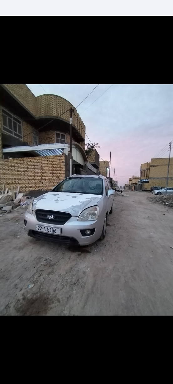 كيا روندو 2007 وارد امريكي مكينه 2700 مكينه جديده السياره جاهزه من كلشي تبريد ثلج رقم نكليزي سنويه جديده السياره بسمي تخم توني شاده حادثهه جاملغ الايسر كفاله السياره *********** ناصريه مركز السعر 84
