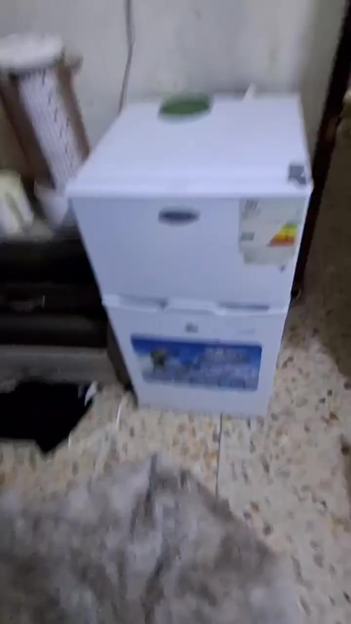 ثلاجه للبيع نضيفه بعدهه جديده سعر ١٠٠قفل 
متوفر توصيل خارج عن سعر لغراض


**إذا كنت صاحب هذا الإعلان وتريد حذفه لأي سبب، رجاءا أرسل رسالة إلى الدعم الفني**