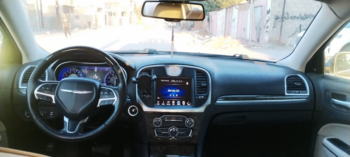 اوباما  C 300اصل16 مرمز 22 معاملة ماشية من المرور والهزة باقي كمرك ومنتظر القرار فتحة تدفئة كشنات كير ماوس السيارة كفالة بدون اي حادث اوتبديل كير مكينة تبريد كهربائيات لايت ثلجي كلة مكفول  تخم ويل بوليسي  خير من الله السعر ١٥٥ مكاني بغداد الشعب ***********
