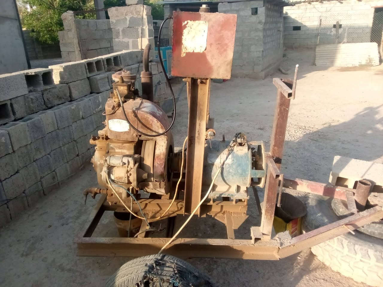 سلام عليكم مولد هندي سلف و هندر معه توليد 7.5 للبيع بس شراي يخابر الموشراي لا يتصل رحمه والديكم تره دنيا ماعندي خلك ***********
