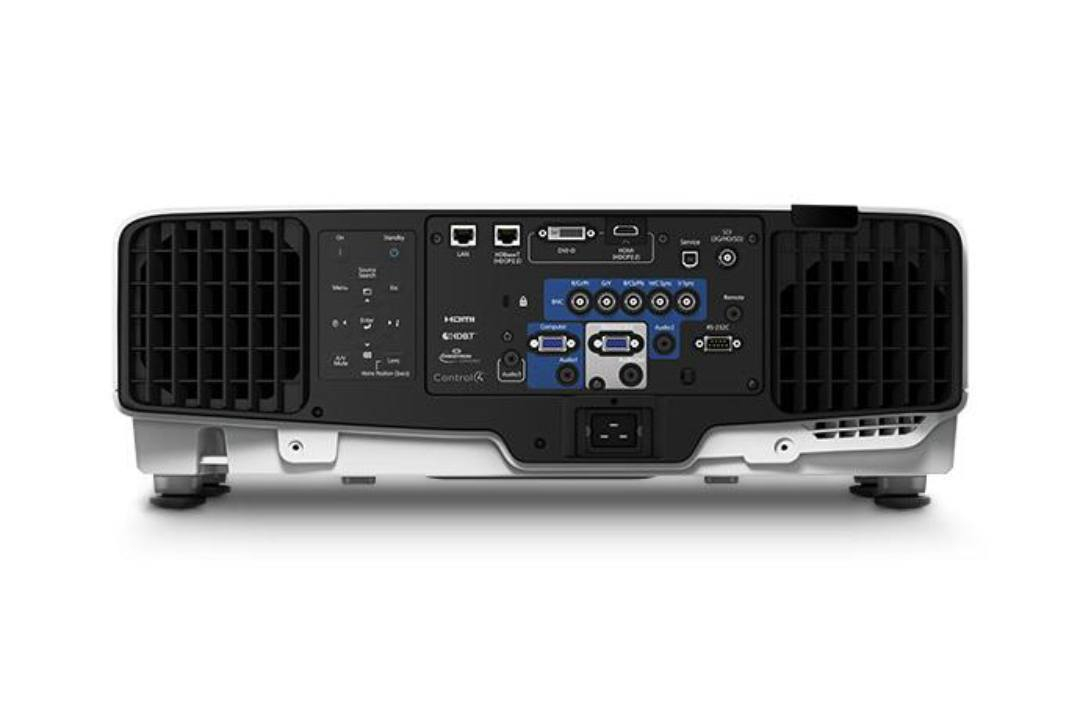 داتا شو ايبسون احترافية مخصصة للقاعات والمسارح الكبرى والعروض الجماهيرية موديل Epson Pro L1500UH

 بروجيكتور احترافي ضخم مخصص للقاعات الكبيرة والمسارح والمؤتمرات والعروض السينمائية والمعارض، وليس بروجيكتور منزلي عادي.
النسخة البيضاء الاحترافية
مزود بعدسة مركبة
الريموت الأصلي موجود
موديل الليزر الاحترافي من سلسلة Pro

أهم المواصفات
سطوع: 12000 Lumens
دقة: WUXGA 1920×1200
يدعم 4K Enhancement
تقنية ليزر Laser
عمر مصدر الإضاءة يصل إلى 20000 ساعة
مخصص للعروض الكبيرة والـ Projection Mapping 

منفذ:
HDMI
DVI-D
SDI
HDBaseT
LAN
VGA
BNC احترافي
ملاحظات مهمة جداً
الوزن (حوالي 24 كغم) 
يحتاج شاشة وقاعة مناسبة
السعر 9.000.000 تسع ملايين دينار عراقي .. مكاني البصرة
للتواصل على الواتس اب
***********

