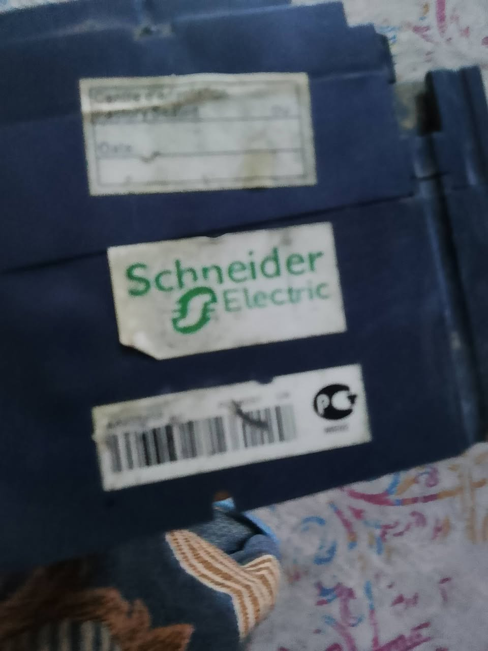 قاطع هوائي شنايدر
250انبير للبيع قيم بليرضي الله ***********
