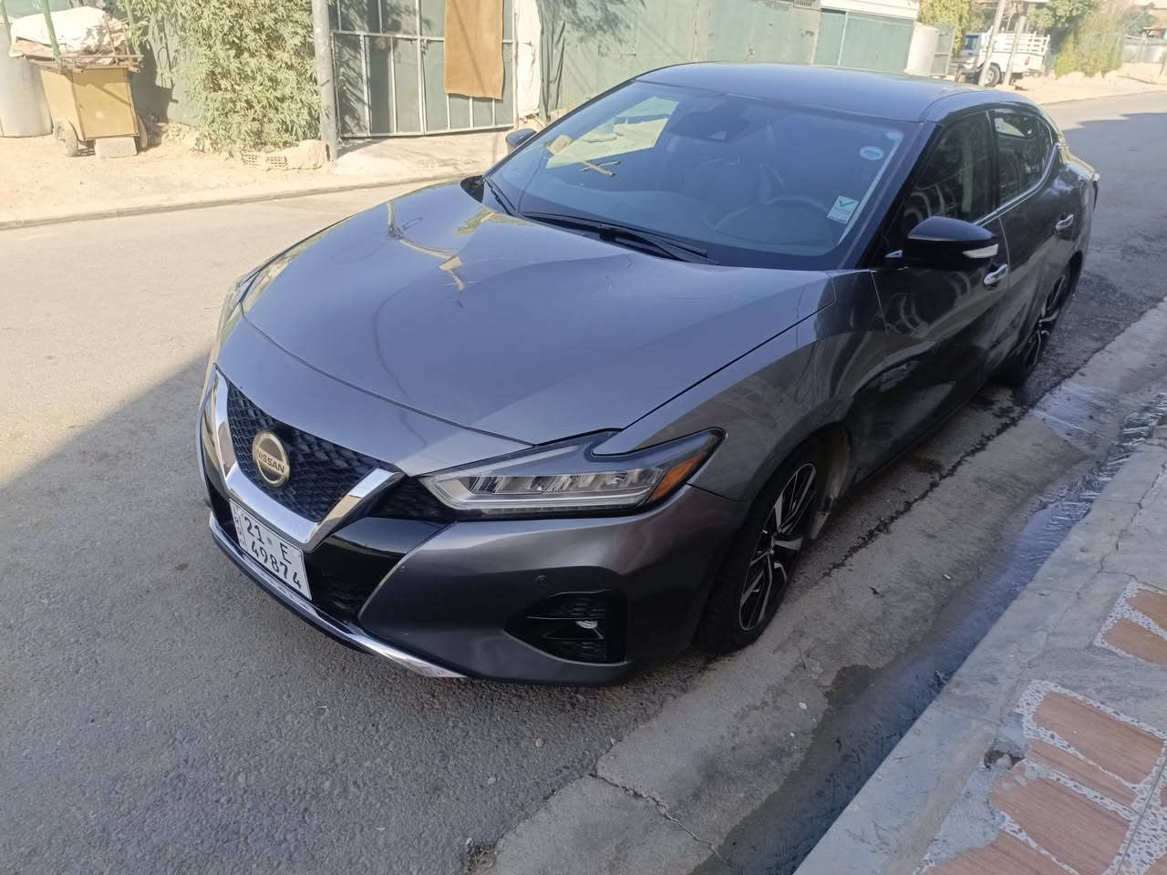 نیسان ماكسیما 2022 sv
فول مواسەفات تەنها پانۆراما نییە 
کوشن جڵد 
ئەوتۆ برێک پێش و دوا
حاسە پێش و دوا 
کامێرا 
شاشە 
ئاوێنە ئیشارەت 
بەسمە 
شەغال 
لایت لید 
تەنها دووبستێک سەر بۆنیدی سبوغە 
بێ ناو گرتن دەعمەکەی زۆرزۆر خەفیفە 
هەموو گیانی لەسەر دەقی شەریکەیە 
تەنها 32 هەزار مایل ڕۆشتووە
گێڕو مەکینەو هەموو شتێکی بەشەرت 
ڕەقەمی سلێمانیە و تاکو 2030 تازەیە 
بەناوکردن و وەکالەش ئەکەین 
 
نرخی 141 وەرەقەو مەجال 
گۆڕینەوەش ئەکەم بەشتی گونجاو 

***********  واتسئاپیشی لەسەرە
‌***************

نیسان ماکسیما 2022 sv
​🚗 للبيع 🚗
​
​المواصفات: فول مواصفات (فل كامل، عدا البانوراما)
​الكراسي (الكوشن): جلد
​ أوتو بريك (أمامي  وخلفي)
​الحاسات : أمامية وخلفية
​الشاشة والكاميرا
​المرايا: إشارات بالمرايا
​نظام التشغيل: بصمة وتشغيل عن بعد (شغال)
​الإضاءة: ليتات ليد (LED)
​حالة السيارة:
​المسافة المقطوعة: 32 ألف ميل فقط.
​الصبغ (البونيد): مجرد شبرين صبغ في رأس البونيد (بدون دواخل، الحادث خفيف جداً جداً).
​الوضع الميكانيكي: السيارة كلها على بلاد الشركة، الگير والمحرك وكل شيء بشرط الفحص.
​الرقم: سليمانية، والسنوية جديدة لغاية  2030.
​التحويل: بشرط التحويل أو الوكالة.
​💰 السعر:
​141 ورقة (دفتر و41 ورقة) وبيها مجال
(مستعد للبیع او المراوس بسيارة ثانية تكون مناسبة)
​📞 للاستفسار والتواصل:
​*********** (متوفر واتساب أيضاً)
