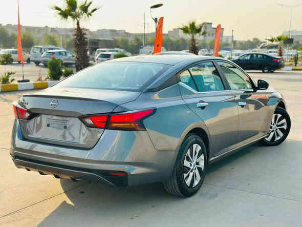 السلام عليكم 
نيسان التيما موديل 2024 
السعر  147 
ايرباكات سليمه 100/100
مكينه وكير وتبريد كله بشرط 
محرك 2500 المرغوب اربعه سلندر
بصمه 
ابواب بصمه 
صندوق بصمه
تحديد سرعه
رادار امامي وخلفي
تشغيل عن بعد 
شاشه وكاميرا
وبعد بيها مواصفات 
السياره حادثه - راس بند صبغ فقط 
بدون دواخل شرط
رقم شاصي موجود مع صور
☎️***********☎️***********
