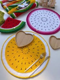 طاولات • تنسيق هادئ • ديكور بسيط