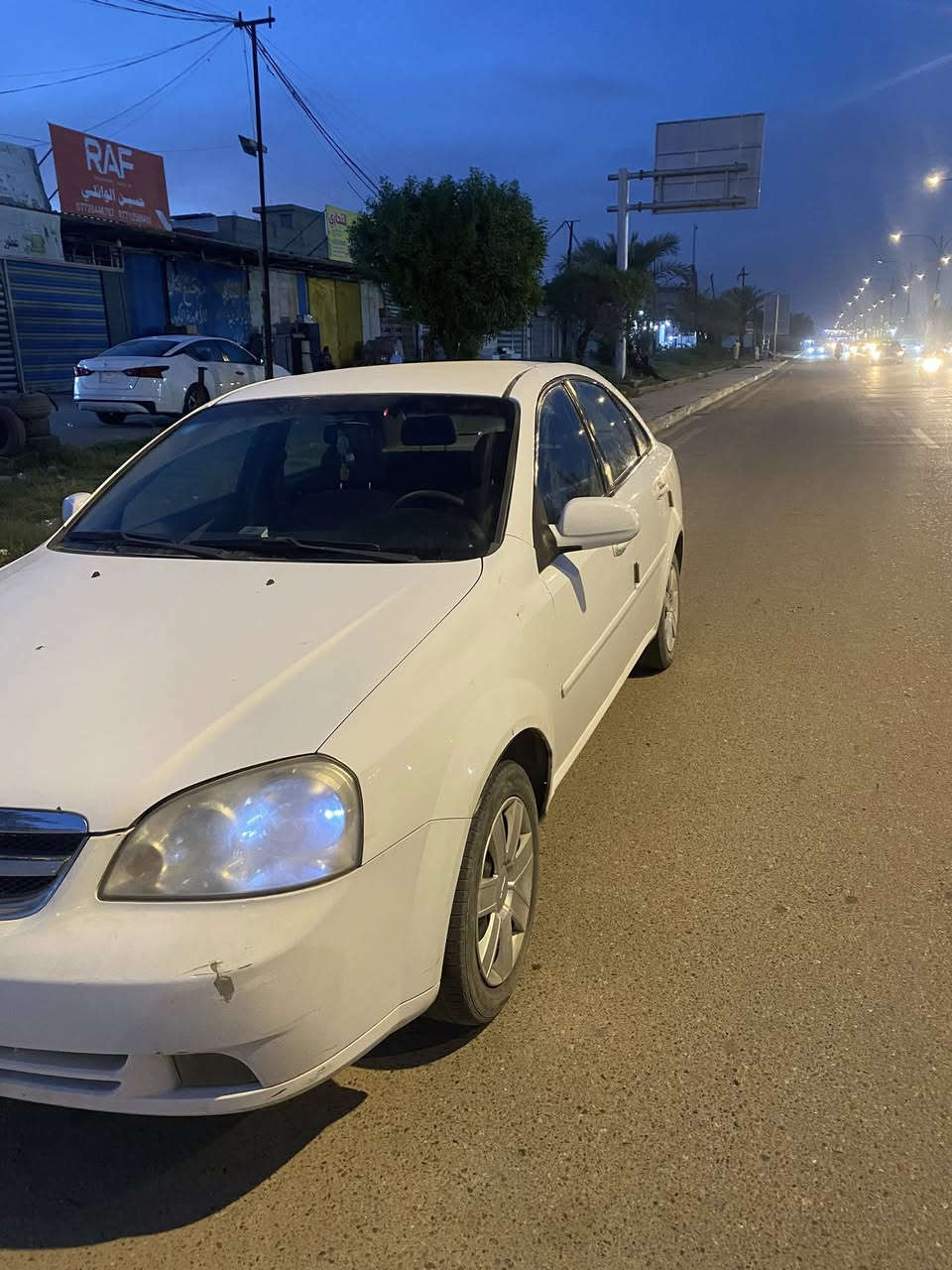 عندي اوبترا لون ابيض
موديل ١٢
ماشيه١٧٠
٨٤ورقه وبيهامجال قليل 
بغداد مكاني
رقم بغداد
***********
