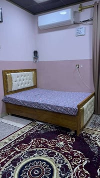 عندي هاي الغرفة  للبيع خشب ثقيل خمسه ملم شغل توصي السعر 800الف تفصيل ع...