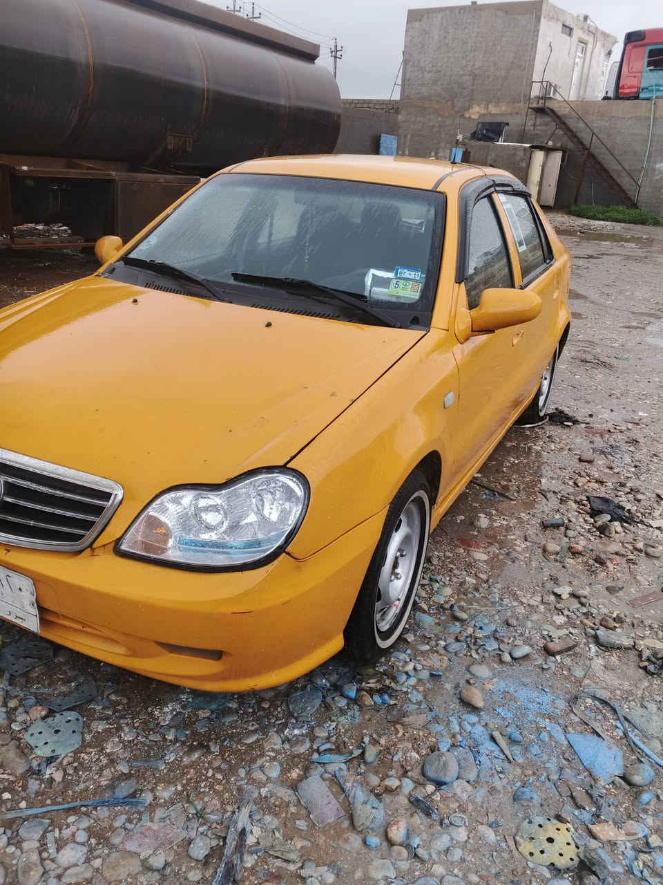 سي كي
موديل 13 رقم نينوه
سنويه 28 
صبغ احزام 
داخل اسود 
***********
