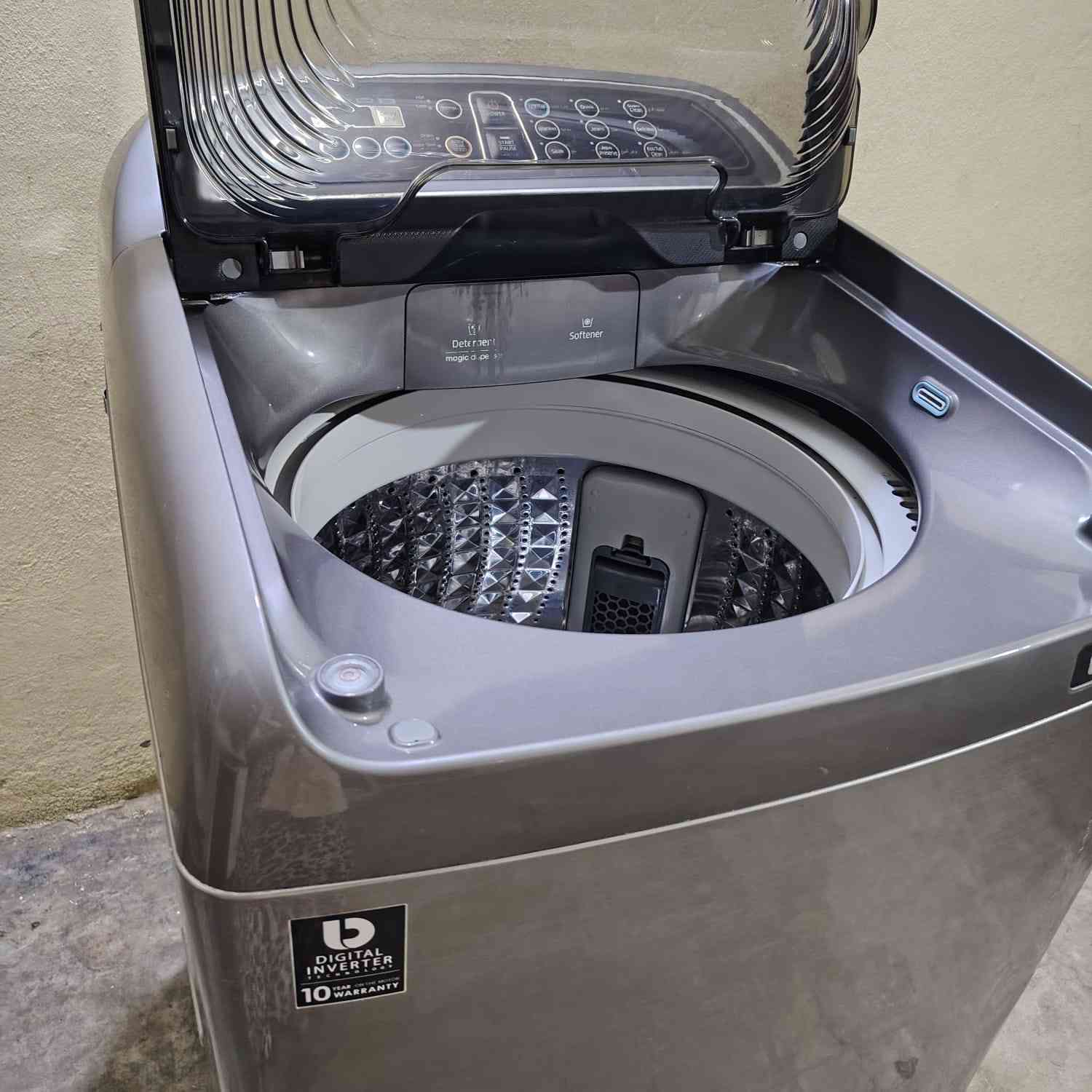 غسالة نظيفة جدا ستخدام قليل
سامسونك التايلندي الاصلي لسعر ٣٥٠ بيها مجال
الحجم الكبير ١٨ كيلو تغسل بطانيات


**إذا كنت صاحب هذا الإعلان وتريد حذفه لأي سبب، رجاءا أرسل رسالة إلى الدعم الفني**