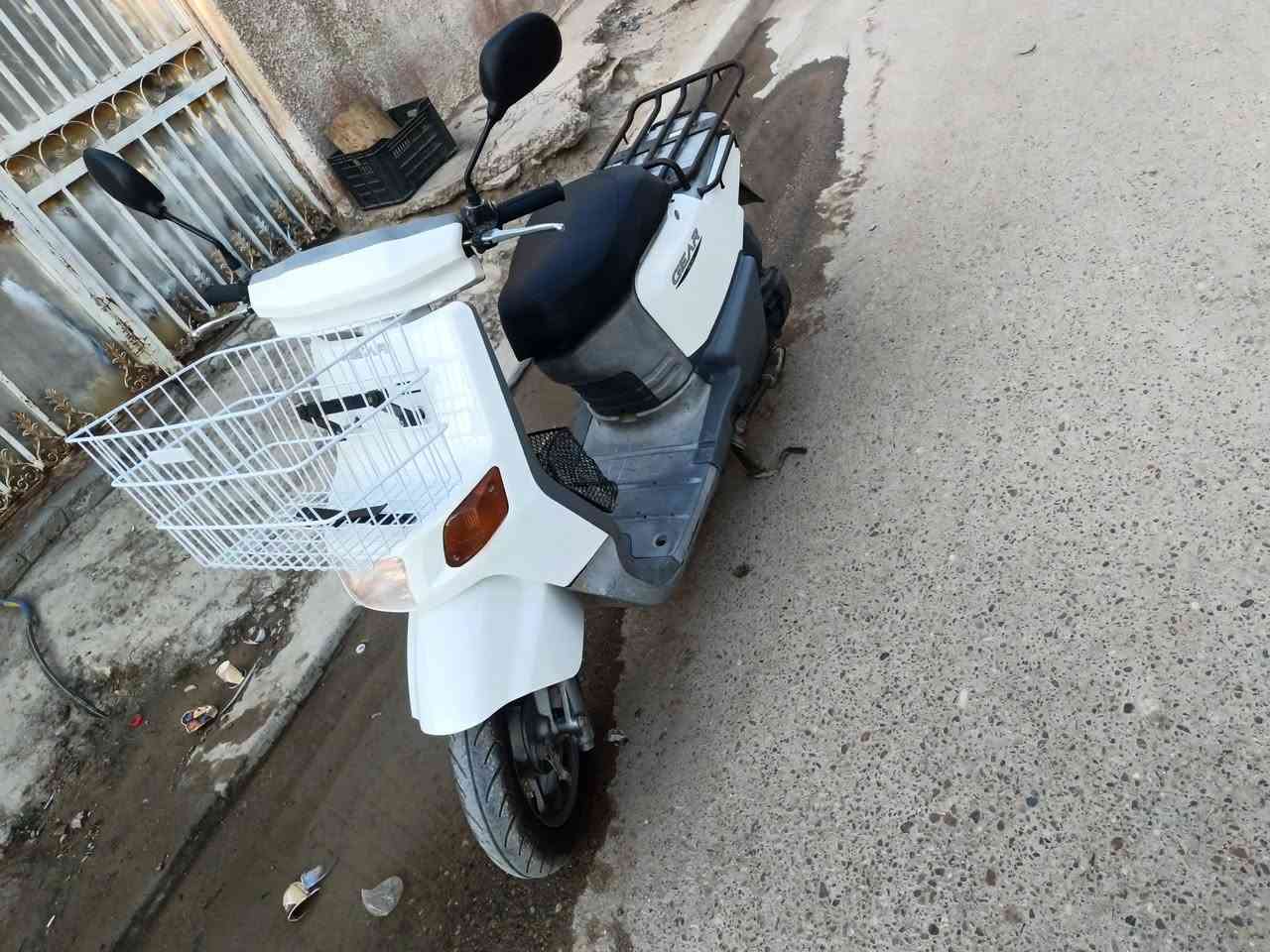السلام عليكم بيكم سلف هندر شلعه معدل ستان كهربائي كهربائيات كامله دراجه حلوه نعومة فول سعر ٤٥٠ مكاني بغداد الحبيبيه ***********
