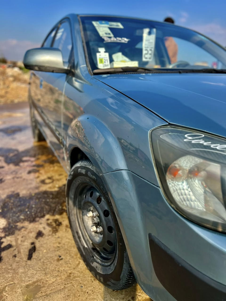 السلام عليكم ✋
كيا ريو وارد كوري فول توماتيك💯 
موديل 2008💯
رقم بغداد  اوربي انكليزي وتحول بل موصل  👋 شرط التحويل 🚦 
سنويه وهزه جديده 👋 

محرك 16 المرغوب محرك وكير شرط 👋 
تبريد ثلج 🥶 تدفئة 
طخم تاير امامي خلفي جديد 👋 

📢 السياره بدون ظرر بس جماليه فقط وشرط وكدام العين👀 
🛑#السعر83$💸وبيها مجال 
#العنوان #الموصل #موصل_الايمن 
رقم الهاتف ***********
