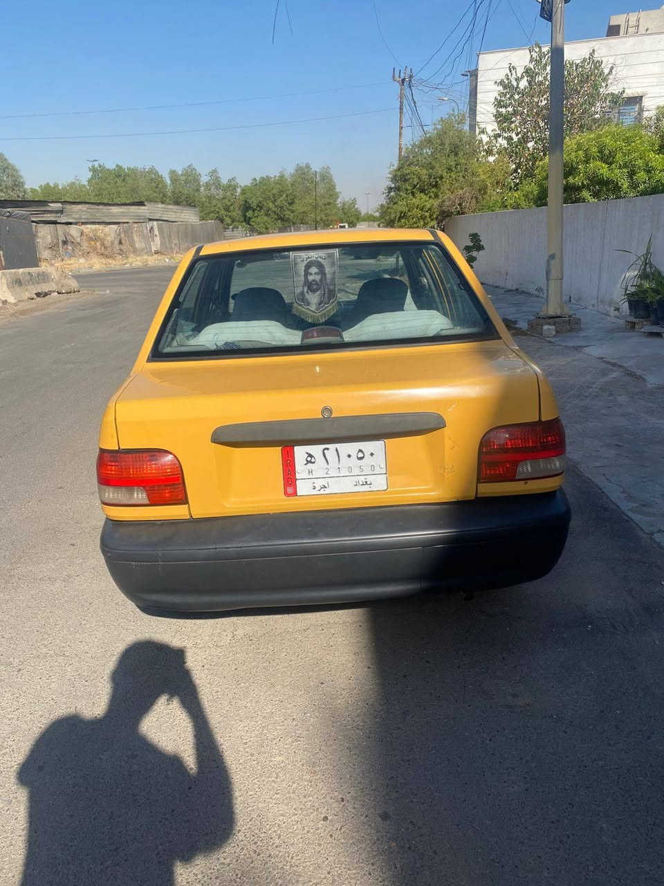 سلام عليكم سايبه مديل 17بيه ملاحضات بصيطه سعر 32مطلوبه مليون 600مرور وهيه ينزل من سعره بيه شاصي معمر صفحت يمنه يسره كلشي ما بي مكان الامين ثانيه ***********
