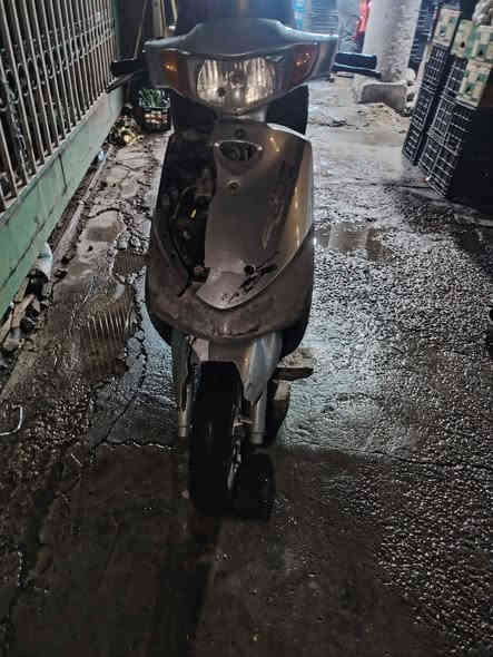 السلام عليكم دراجه ماكس قجمه١٢٠كهرابايات شغاله سلف شغال بس يرادله باتري تشتغل هندر واحد السعر 275وبيها مجال*********** المكان العلاوي قرب وزاره الثقافه
