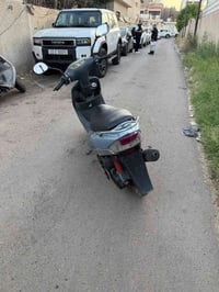 ماكس قجمه البيع دراجه شغاله سلف هندر كهربائية كله شغاله مابيه نقص مكان...