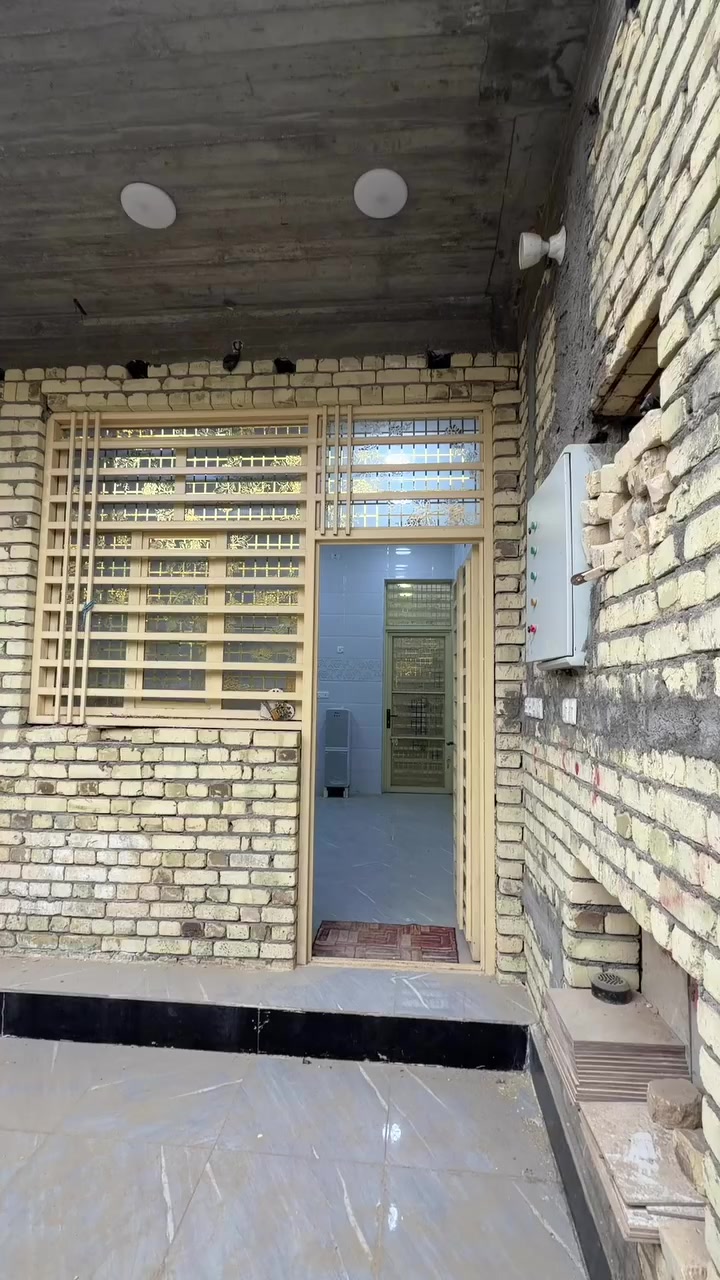 بيت زراعي ١٥٠م طابق واحد بناء حديث شغل مرتب الجمعيات  حجي حسن الأولى المسيجه سعره ٨٦ وبي مجال استقبال ومطبخ وصاله كبيره وغرفه وصحيات داخليه وخارجيه ومناور للستفسار اتصل ***********
