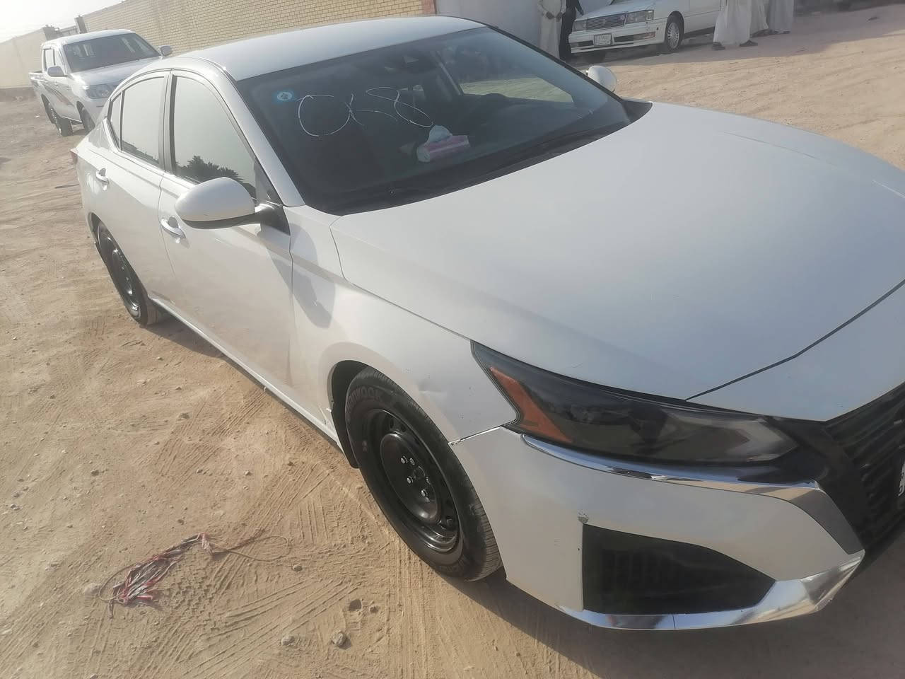 سلام عليكم ورحمة الله وبركاته نيسان التيما موديل 2023 فئه S  حساسات اماميه وخلفيه تحكم سرعة بيه بابين صفحه اليمنه باب الصدر والخلفي السعر 150 وبيه مجال
العنوان البصره
 رقم الهاتف *********** للبيع و المراوس
