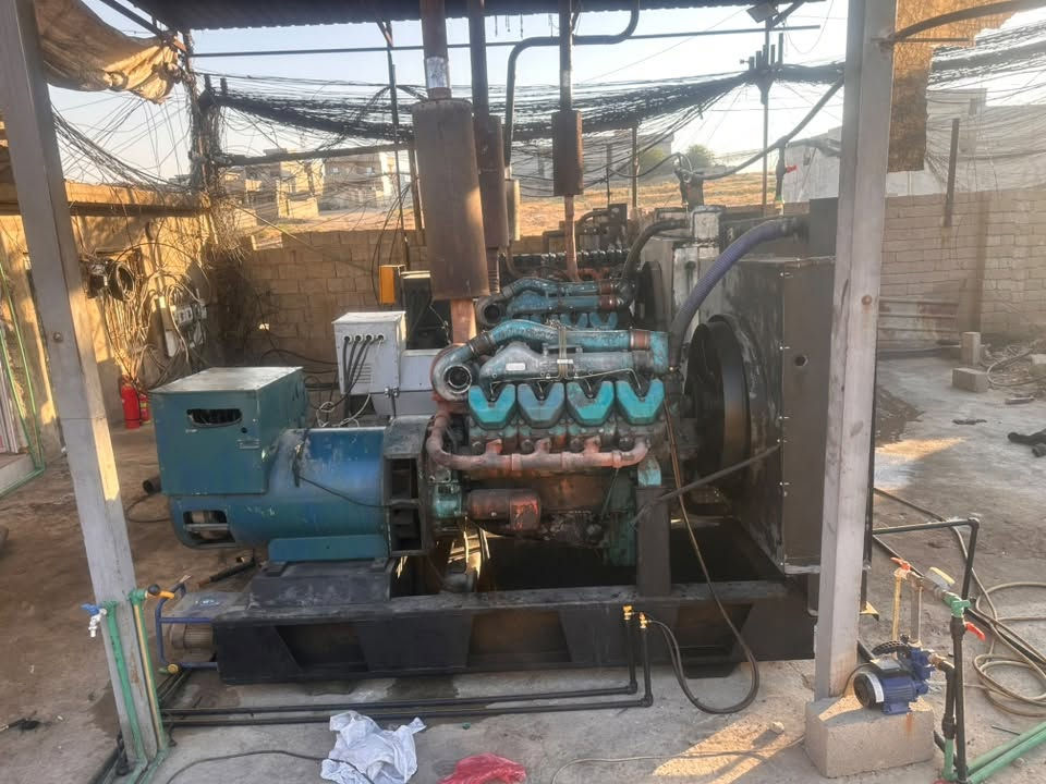 موقع للبيع القوسيات
اربع مكائن فيات ثنين وبومه واشتاير 

كرتات ثنين 250 KV

حمل 1470  قابل للزيادة

ارض ملك 300 متر 

الشراي يتصل ***********/***********
