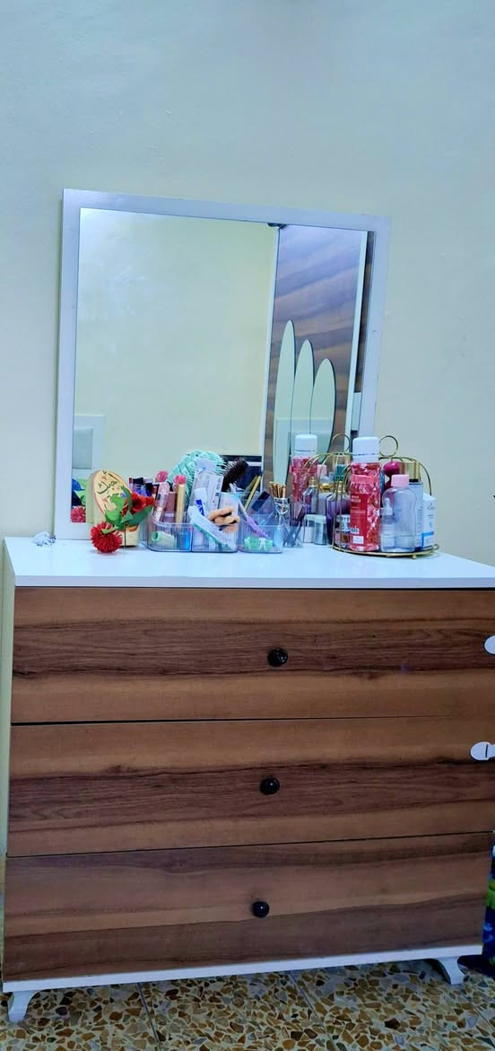 غرفة للبيع خمس قطع السعر ٤٠٠


**إذا كنت صاحب هذا الإعلان وتريد حذفه لأي سبب، رجاءا أرسل رسالة إلى الدعم الفني**