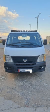 للبيع كيا نيلفان 2010 بنزين وغاز وكابون كير محرك شرط 07503278791 07769...