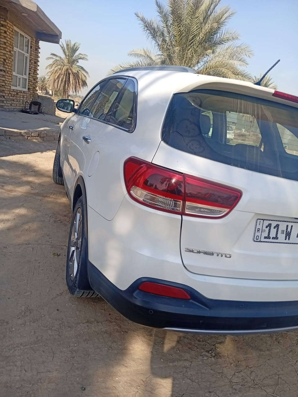 السلام عليكم 
سيارات سورنتوا 
موديل 2016
فول مواصفات مكفولة 
رقم بغداد بسمي
السعر 
225
وبيه مجال قليل 
مكاني بابل 
***********
***********
