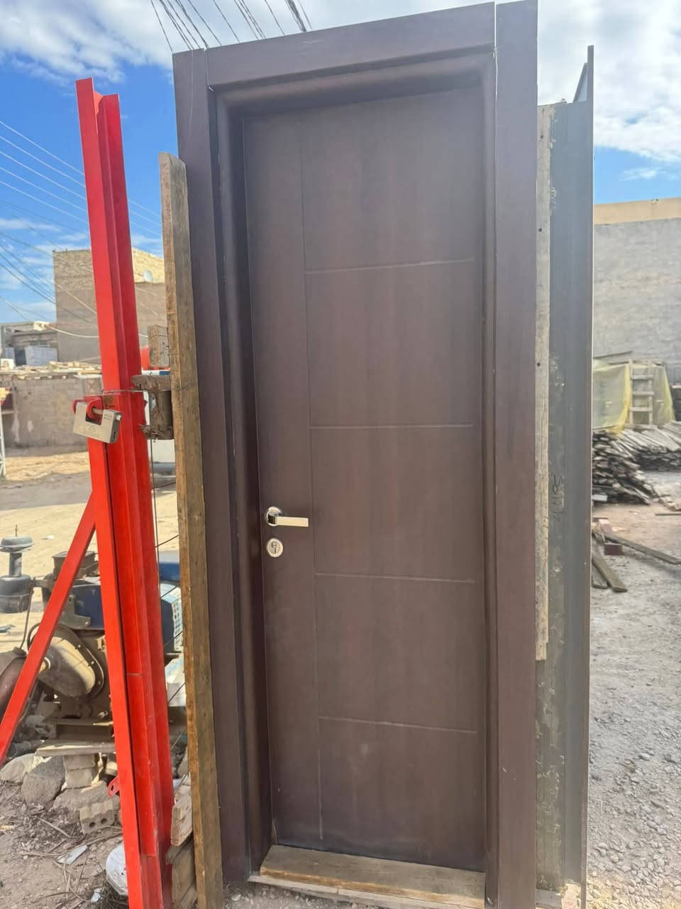 السلام عليكم بيبان تركي للبيع بلاش والله  ٥٠   الف الباب ***********
