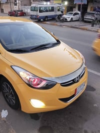 عندي سياره للبيع النترا خليجي موديل ٢٠١٣ مكفوله من المحرك والكير نظيفه...