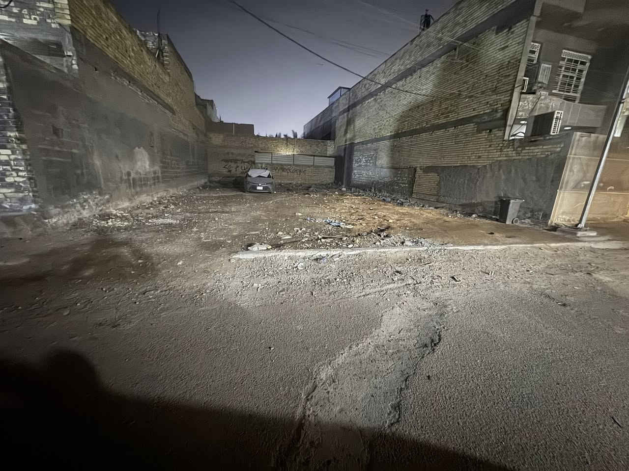 قطعة ارض البيع مساحه  250متر وجهة 12طابو صرف مكان حي الرئاسة مال العبيدي قرب شارع عشرين سعر 250 الهاتف ***********
