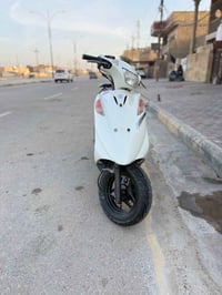 ادرس قديم نوزل للبيع الدراجه نضيفه لون حليبي بلاد المكينه مفتوحه مكاني...