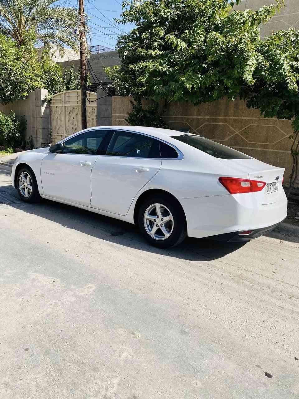 السلام عليكم
ماليبو 2018  رقم شمالي تحويل 
محرك 1500 توربو 
تبديل بنيد فقط جاملغ بارد 
السونار وصور الحادث مرفقه مع الصور 
داخل جلد 
ماشيه 148 الف كيلو متر 
عنوان بغداد الكرخ 
موبايل *********** الاستفسار 
السعر 114 وبيها مجال للشراي
