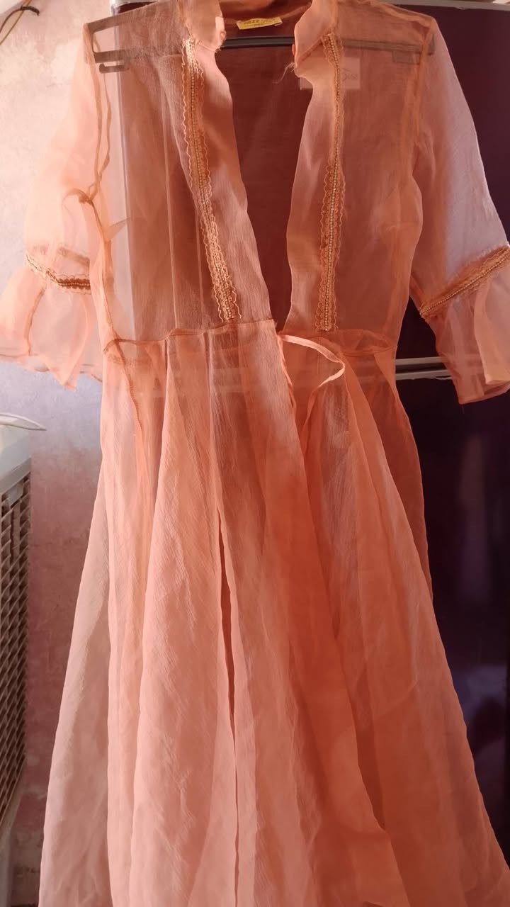 فساتين فساتين باله اوروبيه قطعه ب 5000 دينار متوفره


**إذا كنت صاحب هذا الإعلان وتريد حذفه لأي سبب، رجاءا أرسل رسالة إلى الدعم الفني**