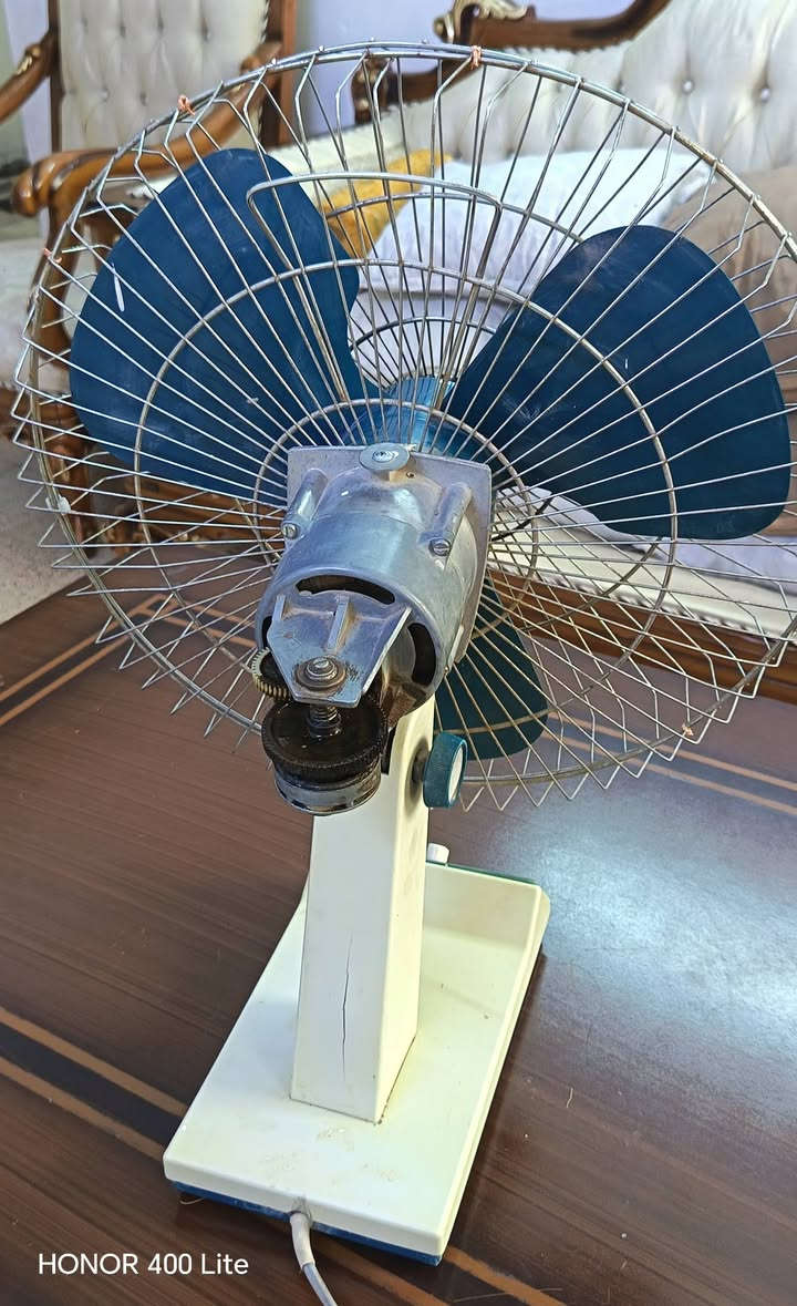 مروحة منضدية نوع بغداد اندولا شغالة وعلى الفحص بس الدكم مالتهة يرادلهة صيانة السعر ٢٥ وبيها مجال المكان البياع  للاستفسار خاص


**إذا كنت صاحب هذا الإعلان وتريد حذفه لأي سبب، رجاءا أرسل رسالة إلى الدعم الفني**