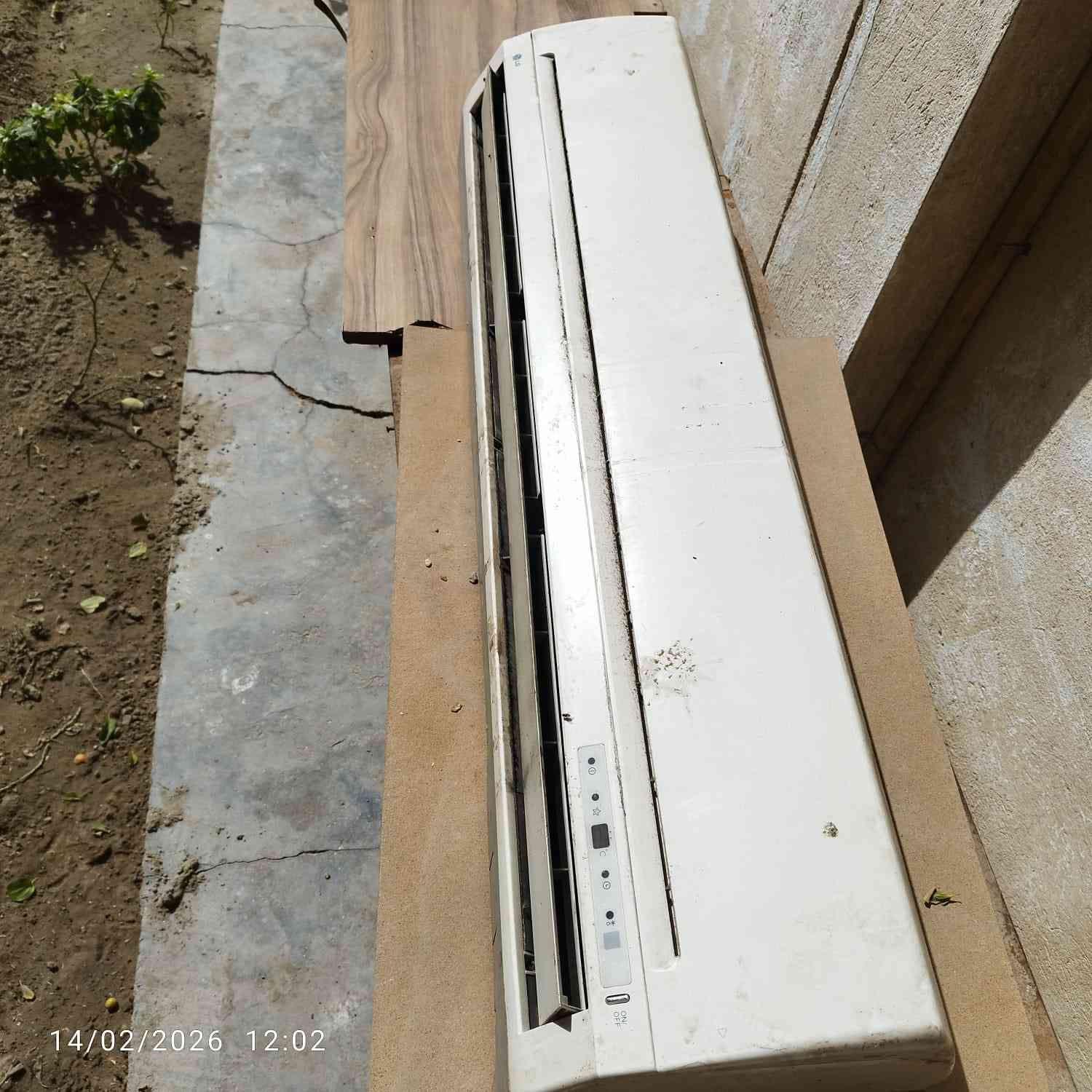 سبلت LGشغال للبيع مستخدم المروحه الخارجية مبدله فقط مكاني النجف السعر 500 وبية مجال


**إذا كنت صاحب هذا الإعلان وتريد حذفه لأي سبب، رجاءا أرسل رسالة إلى الدعم الفني**