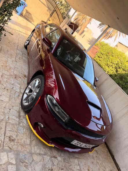 السلام عليكم 
جارجر 2019 كندي كلين تايتل gt بلاس 
السيارة كفالة بدون ضربة وبدون صبغ عدة بارد باب السايق 
مواصفاتها 
سلايد 
بصمة أبواب 
دكمة سوبر تراك باك 
رادار جانبي نقطة عمياء 
كشنات كهرباء 
ستيرن كهرباء 
كشنات حضن كنتارة مطعم بجلد 
سستم صوت + دمام 
تدفئة تبريد كشنات 
مري جانبية عاكسة للضوء 
شاشة جبيرة + كامرة دوارة 
باقي المواصفات معروفة 
السيارة ستة سلندر مكينة 3600 كفالة كير مكينة 
تو ويل دفع خلفي 
رقم أربيل جديد ب اسمي هزة سنوية جديدة 
مكان السيارة بغداد سعرها 258 وبيها مجال للشراي 
*********** هيثم بغداد
