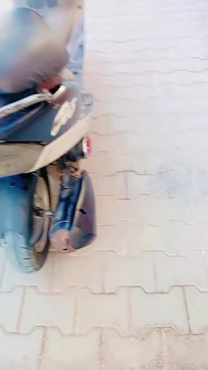 سلام عليكم مأطور لبيع ماكس منغولي
الماطور كل نواقص مابي فقط بس ذيل لورة ماموجود لماطور شلعة ومعدل لماطور مكينتة بلادي برغي مافتوح منة 
كهربائيات كلة شغالة مكينتة فول نعومة 
مكاني كربلاء طوريرج سعر 600 وبية مجال قليل


**إذا كنت صاحب هذا الإعلان وتريد حذفه لأي سبب، رجاءا أرسل رسالة إلى الدعم الفني**