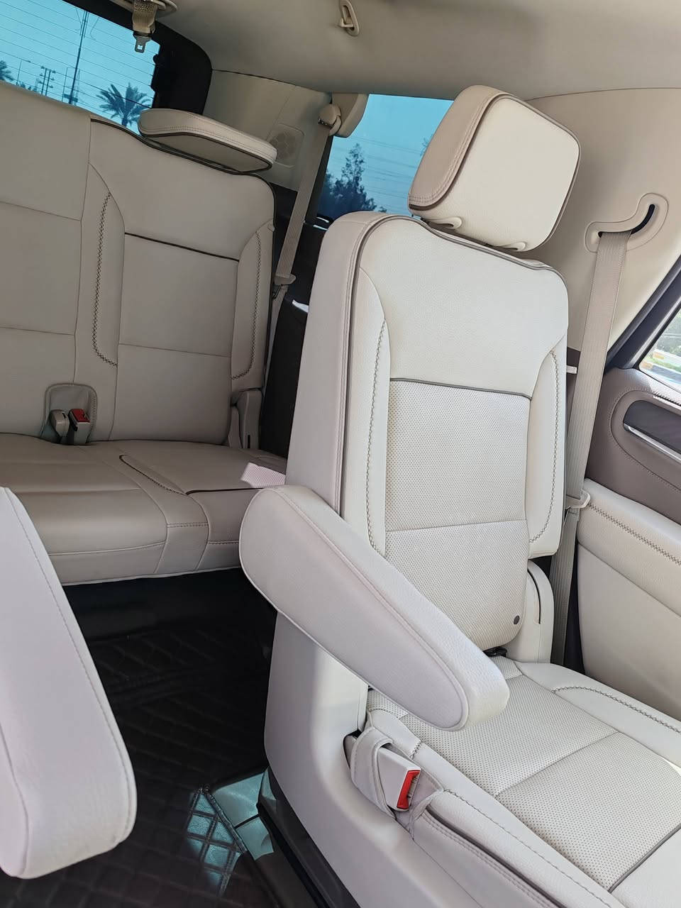 Gmc Yukon Denali 2022 
يوكن دينالي 2022 خليجية وكالة المنصور مغلفة ppf 
تحويل مباشر ب اسمي رقم بغداد الجديد 
اللون : اسود  ماشييه 61 الف
السعر : 49 الف دولار 
سياره مكفوله  بدون صبغ بدون حادث
‎ جكات تصعد وتنزل 
‎اربع كامرات
‎حجم المحرك :6200 
‎عدد الاسطوانات : 8 اسطوانات ( 8 سلندر )
‎* سقف بانوراما 
‎* المقاعد كهربائية تدفئة و تبريد
‎* مقصوره الركاب من الجلد الفاخر + خشب ملكي 
‎* شاحن وايرلس لاسلكي
‎* نظام الرؤيه : 5 كامرات رؤيه شامله ( BIRD VIEW )
‎* نظام التعليق مستقل
‎* كشنات ميموري خزن
‎* نظام الصوت BOSE سماعات عدد 10
‎* دوسات كهرباء + اناره LED
‎* نظام سحب مقطوره تحكم كامل + كامرة لرؤية المطوره
‎* داتا شو
‎* تشغيل بعد 
‎* 5 بصمات 
‎* تحديد مسار 
‎* لد امامي 
‎*مري شفط 
‎* 4 كامرات 360 درجه 
‎* رادار 
‎* جنطه ذكيه بلقدم تنفتح وتنسد 
‎* ويل كروم 22 حجم وعليها تخم تاير جديد برجستون 
‎* شاشات خلفيه 
‎* جميع الكشنات كهرباء
‎* كشنات تدفئه تبريد 
‎* دوسات شفط 
‎* شاحن واير ليس
‎* ثلاجه

@ملاحظات مهمة جداً@
1)السياره بيها تعديل pdr اباب السكن بحدود ١٥ سم
2)المكينة مفتوحة بسبب الدهن الخطأ
3) مكان السيارة كربلاء 
للاستفسار اكثر
***********
***********
