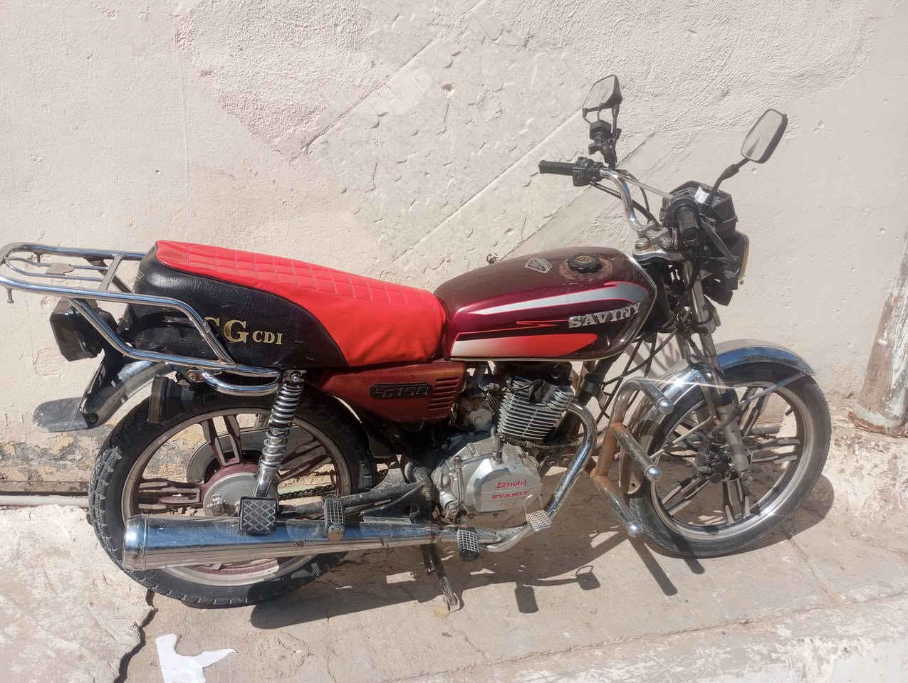 سلام عليكم دراجه سيفان موديل 21 بدون اوراق محرك وكير مكفولات وكهرابائيات شغاله سعر 425   رقم***********
