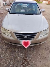 سوناتا ٩ امريكي للبيع  ضرر تريشه جهه اليمنه وجاملق   السونار موجود محر...