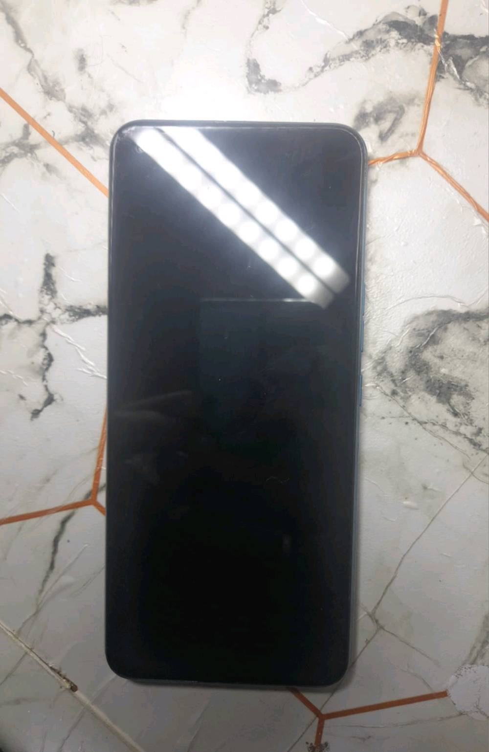 السلام عليكم جهاز تكنو كامون 16برو جهاز اخو نضيف ذاكره 128 رام 6 اي عطل ماكو فقط الضهر وماياثر عل جهاز ابداً جهاز استخدامه سلس جدا ً وحلو كامره 64مكبكسل جهاز راقي وجميل فرمات حلوه للالعاب يشغل بوبجبي بسلاسه شراي أهلاً وسهلاً مو شراي لاتعبني 125وبي مجال مكاني ابو الخصيب طريق صحراء تواصل واتساب ***********