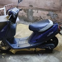 ماطور بزون شاصي شرط مكينه خرسه كهربائية شغاله بس يعوزه كلوبات بس درعو ...