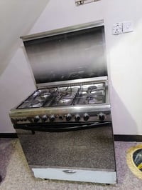 طباخ • يشتغل • ما بيه عطل