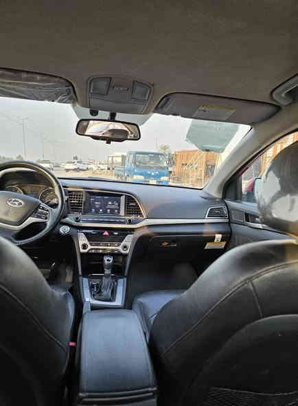 النترا فول مواصفات لمتد سبورت ماعدا الفتحه
تشغيل بصمة 
كشنات كهربائي تدفئة
تحكم استيره 
مانع انزلاق 
تحديد مسار 
كامره خلفيه 
تدفئه وتبريد 
حساسات جانبية 
كير ومحرك مكفول
السعر ١٢٣ وبيه مجال 
للتواصل الاتصال على الرقم ***********
