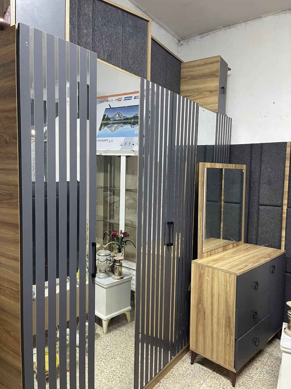 البيع او شراء جميع ثاث منزالي غرفه نوم نفر او نفرين بؤکرين و فرؤشتنی هە موو جؤرەناومال اي ستفستر عل***********
