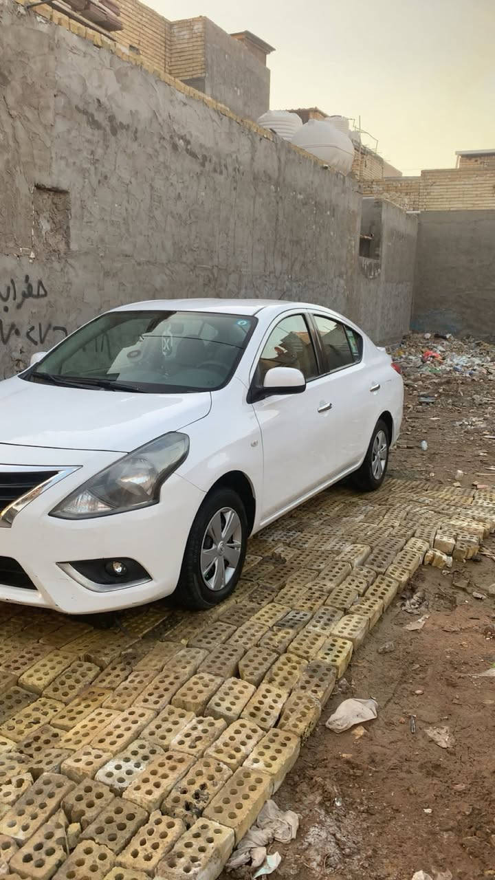 إسلام عليكم سياره سني البيع هندي موديل 2018 سياره خير من الله سياره بسمي رقم بغداد بيه طخه بلحافه مال بنيد مابيه اي صبغ جوهه تخم تاير حداديه خير من الله مكينه وتبريد خيرمن الله وكير مكاني الدوره البوعيثه ***********ممتواجد ع فيس سعر 107وبيه مجال بسيط حك الجيه
