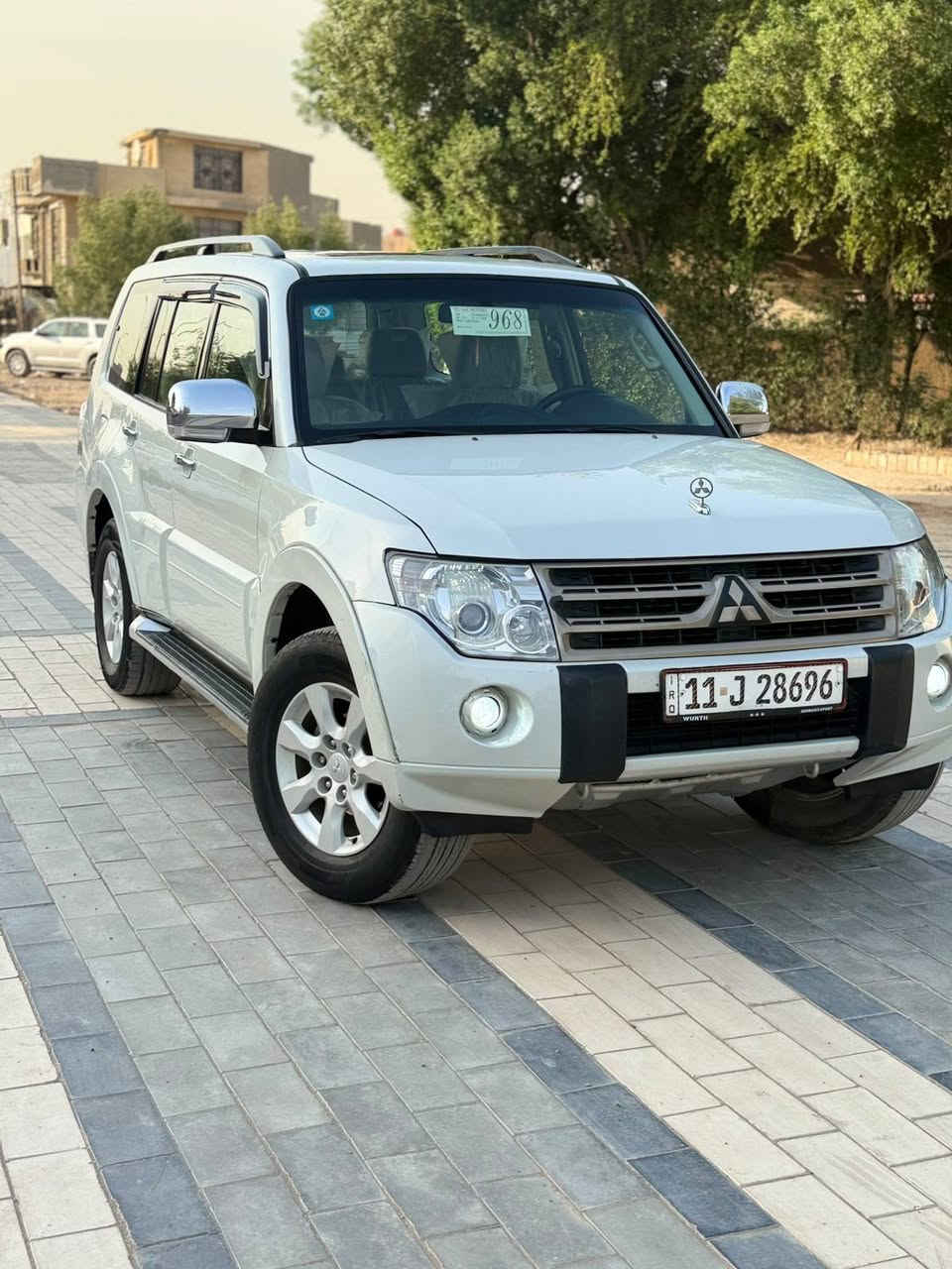 سلام عليكم للبيع باجيرو حبتور بغداد دولي 2009
تحويل مباشر فول مواصفات أعلى فئة مواصفات فول واحد ع واحد  حجم 3000السياره 
عله واضع الشركه معروفه خليجي السياره جديده مال جناي فورويل  كشنات جلد  كهربائي دتفئه تبريد  اشارة بل مري شفط تحكم ستيرن ثلاثا جها فتحه  تبريد ثلاث قطع حساسات خلفيه زاد ثلاجه تخم تاير كير مكينه حداديه خير من الله سياره جديده 
بيها جاملغ صبغ امامي 
مكان السياره بغداد 
سعر 118وبيها مجال 
***********
