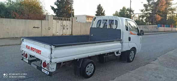 کیا دووتەنی  2700مۆدیل 2011 گێڕ عادی جام کارەبایی ڕەقەم سلیمانی سەنەوی بەسەرچووە بەناوخۆمانەوەیە گێڕومەکینەوئەکسل و شەنسی بێ عەیبەسەرف وبوخاری نیە سەیارەکە هەیکەلی زۆر جوانە دەعمولێدراوی نیە دووپەڵەی بچوک بۆیاخی هەیە بێ ناوگرتن ماڵی کاسپیە تەحویل و غرامەو زەریبەی بەشەرت سعری 89 گەڵاو مجال شوێن هەڵەبجەی تازە 
***********
*********** دار بنديهكان
